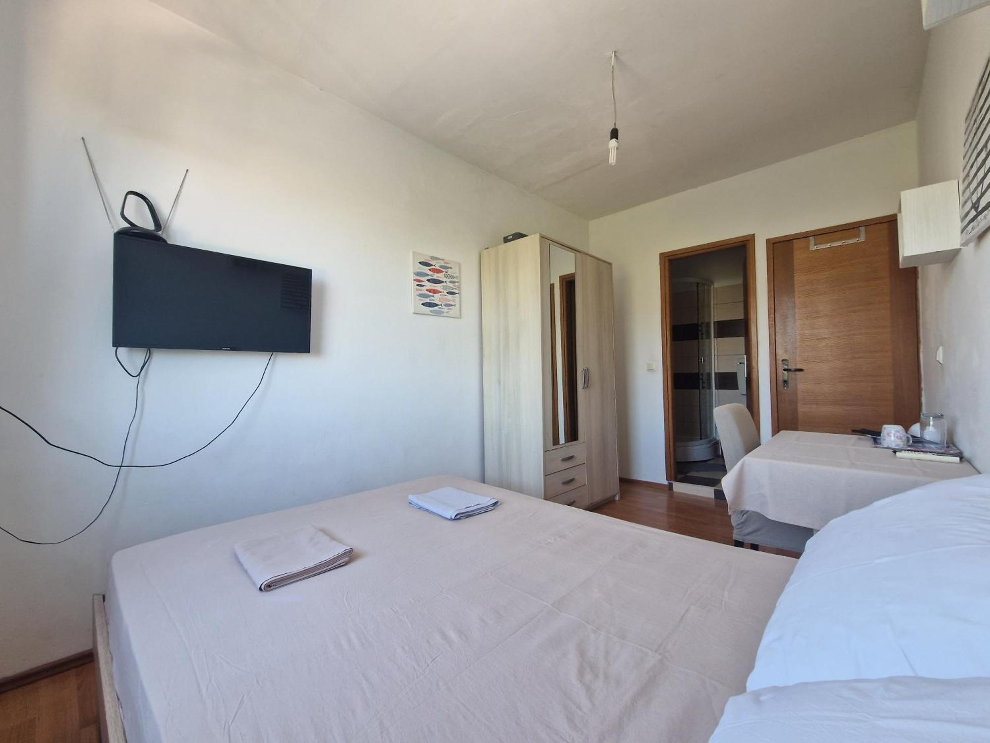 Ensuite Stay Rooms Split Bagian luar foto